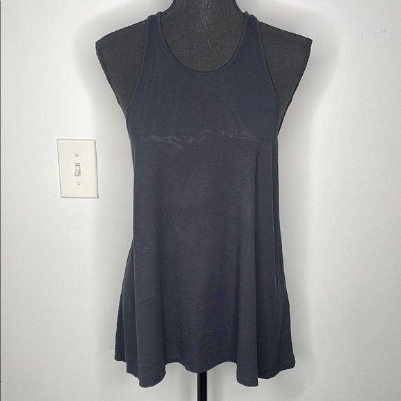 DONNA KARAN Women's Black Sleeveless Top - Picture 3 of 11